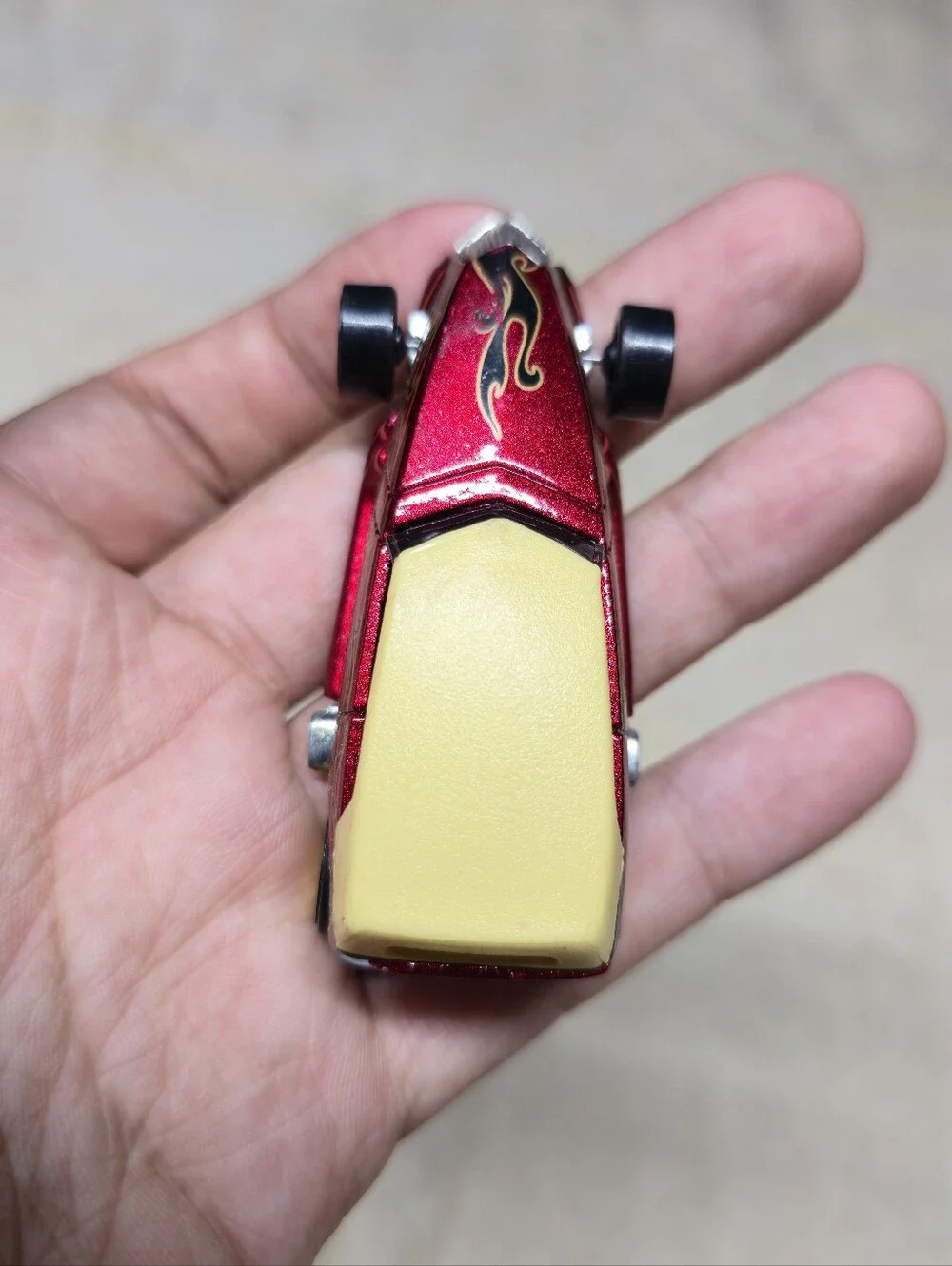 2000 Hot Wheels Hot Rod Magazine #5 Phaeton Red with Gold Lace